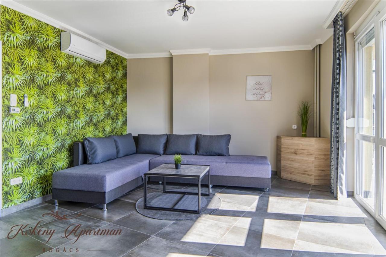 Koekeny Apartman Bogacs Bagian luar foto