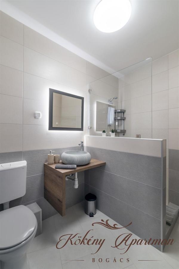 Koekeny Apartman Bogacs Bagian luar foto